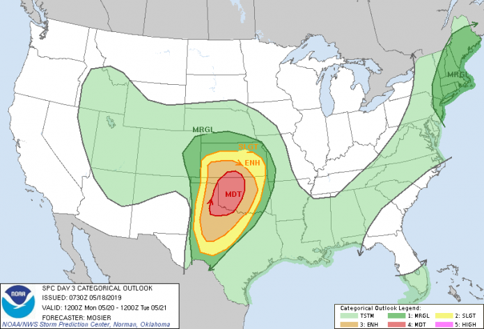 Moderate Risk across Tornado Alley Monday - Force Thirteen